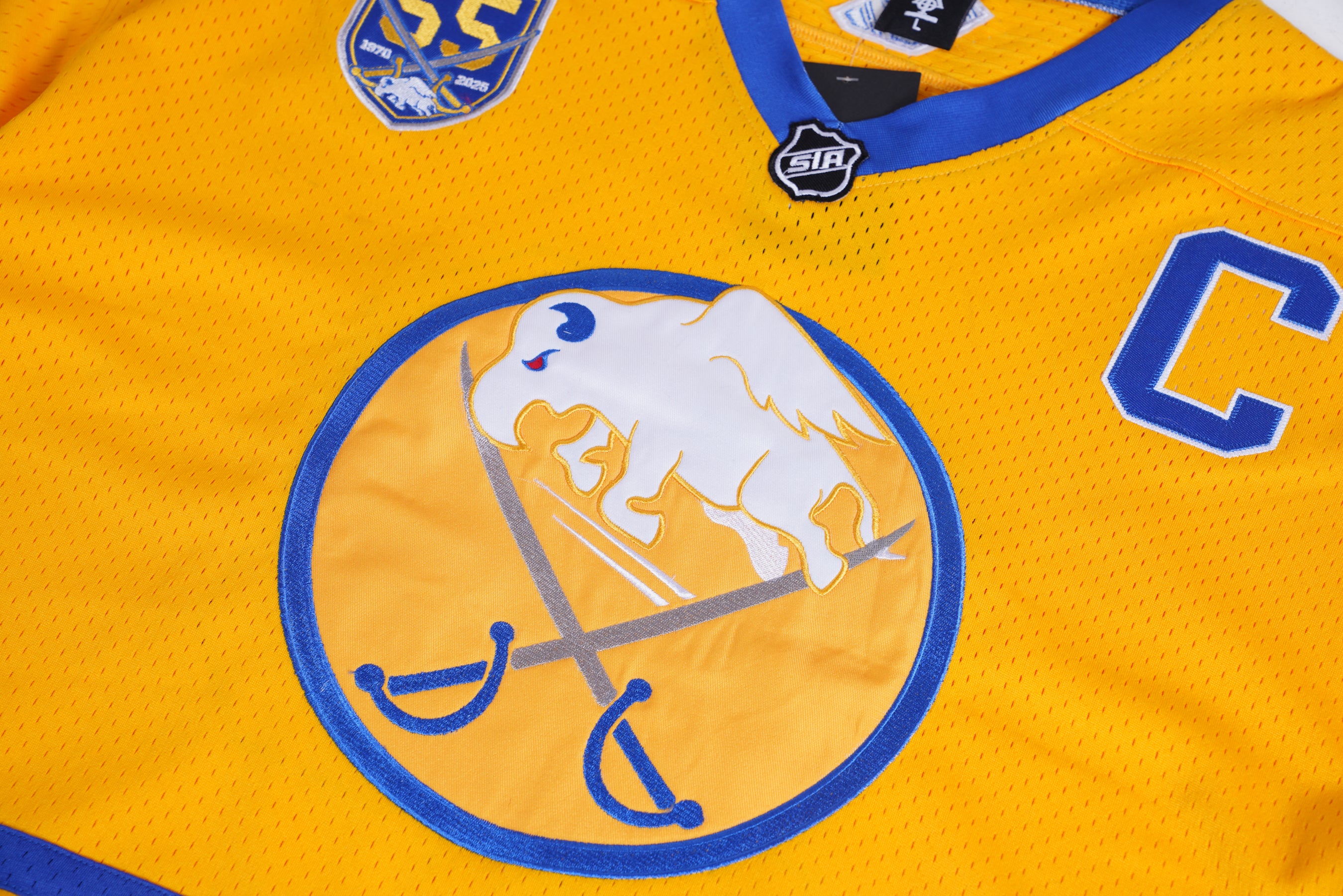 (PREORDER!!!!!) SIA "YELLOW" BUFFALO BOXCUT HOCKEY JERSEY