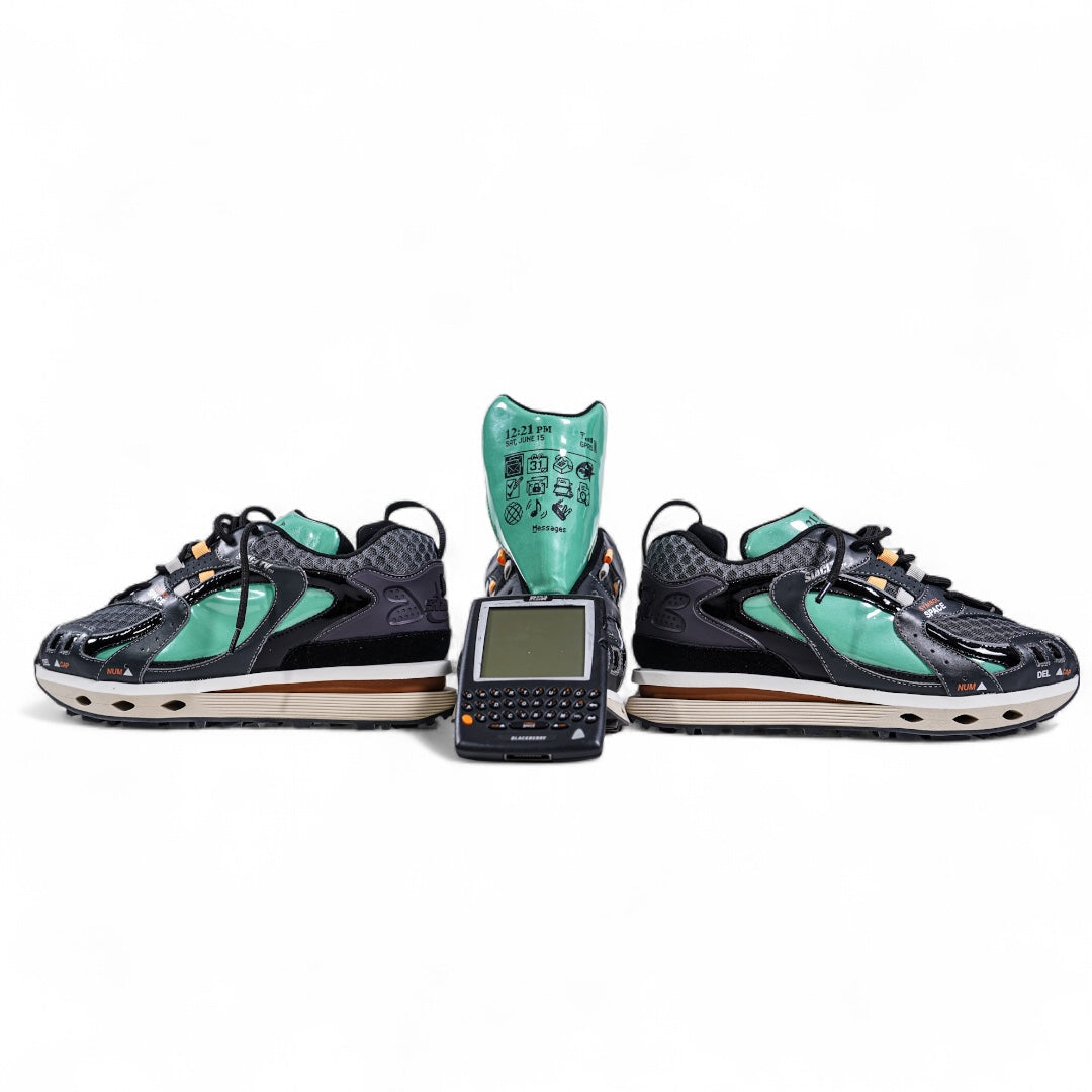 SIA "SIABERRY" Y2K RUNNER