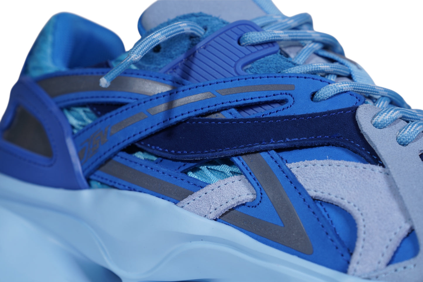 XSV SNEAKER (Delphinium)