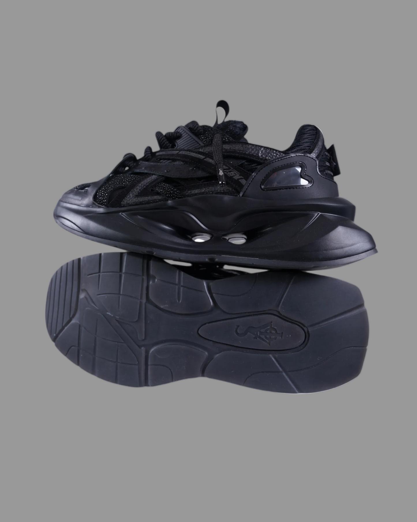 XSV SNEAKER (Triple Black)