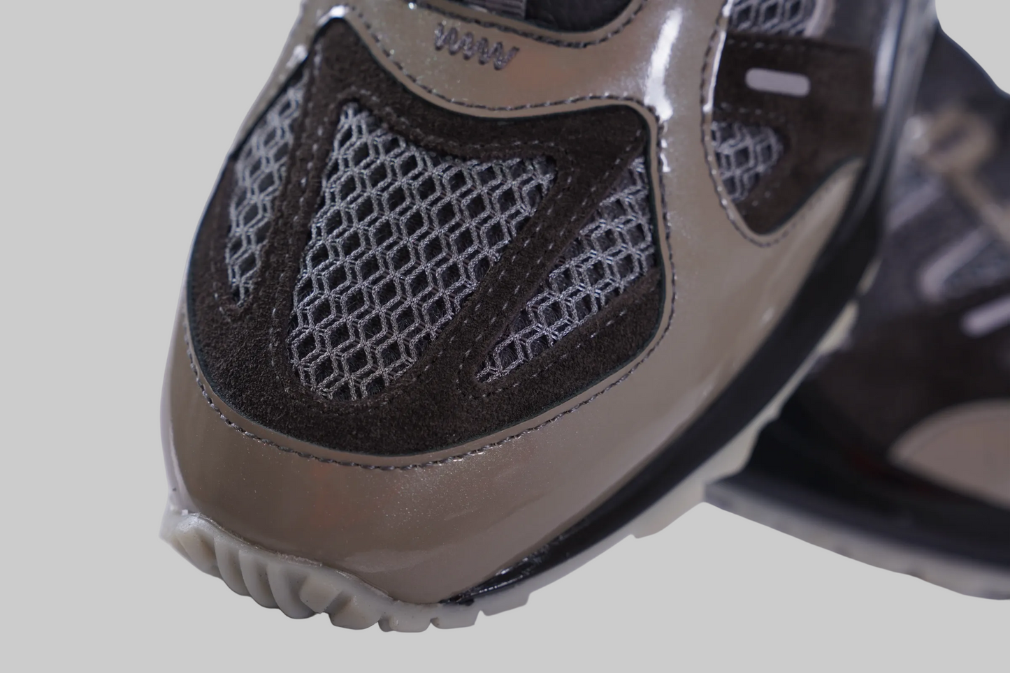 HEIR LOW (ARABIAN GRAY)