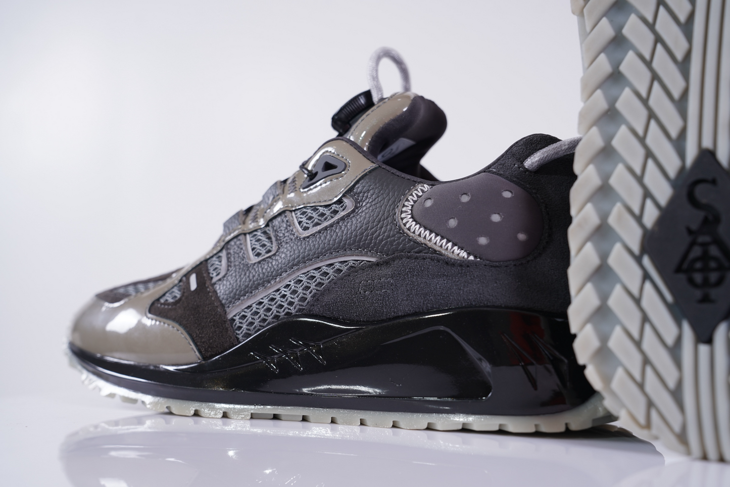 HEIR LOW (ARABIAN GRAY)