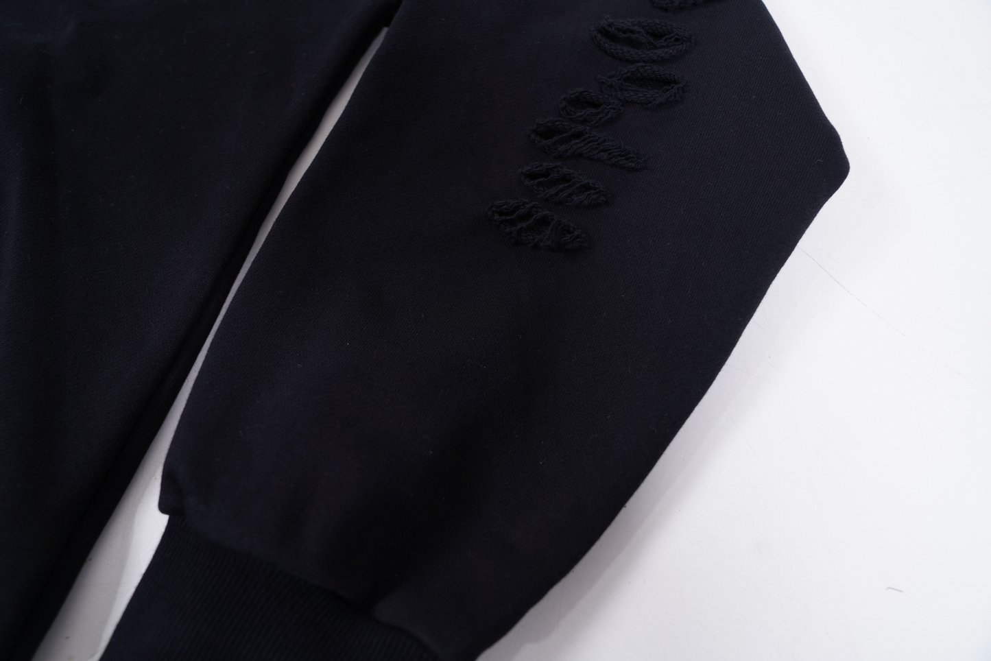 Distressed Relaxed Hoodie (black)