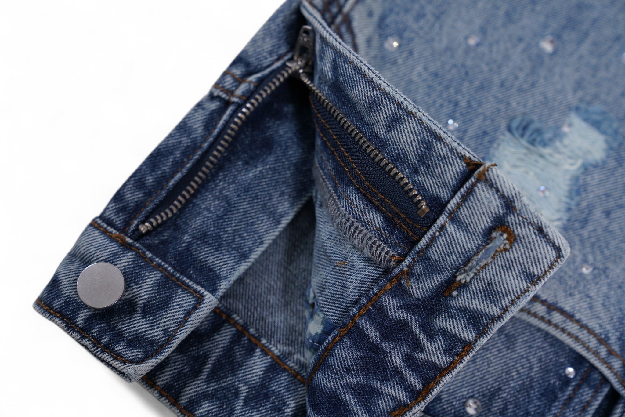 SIA "LT BLUE" RHINESTONE UPSIDE JEANS