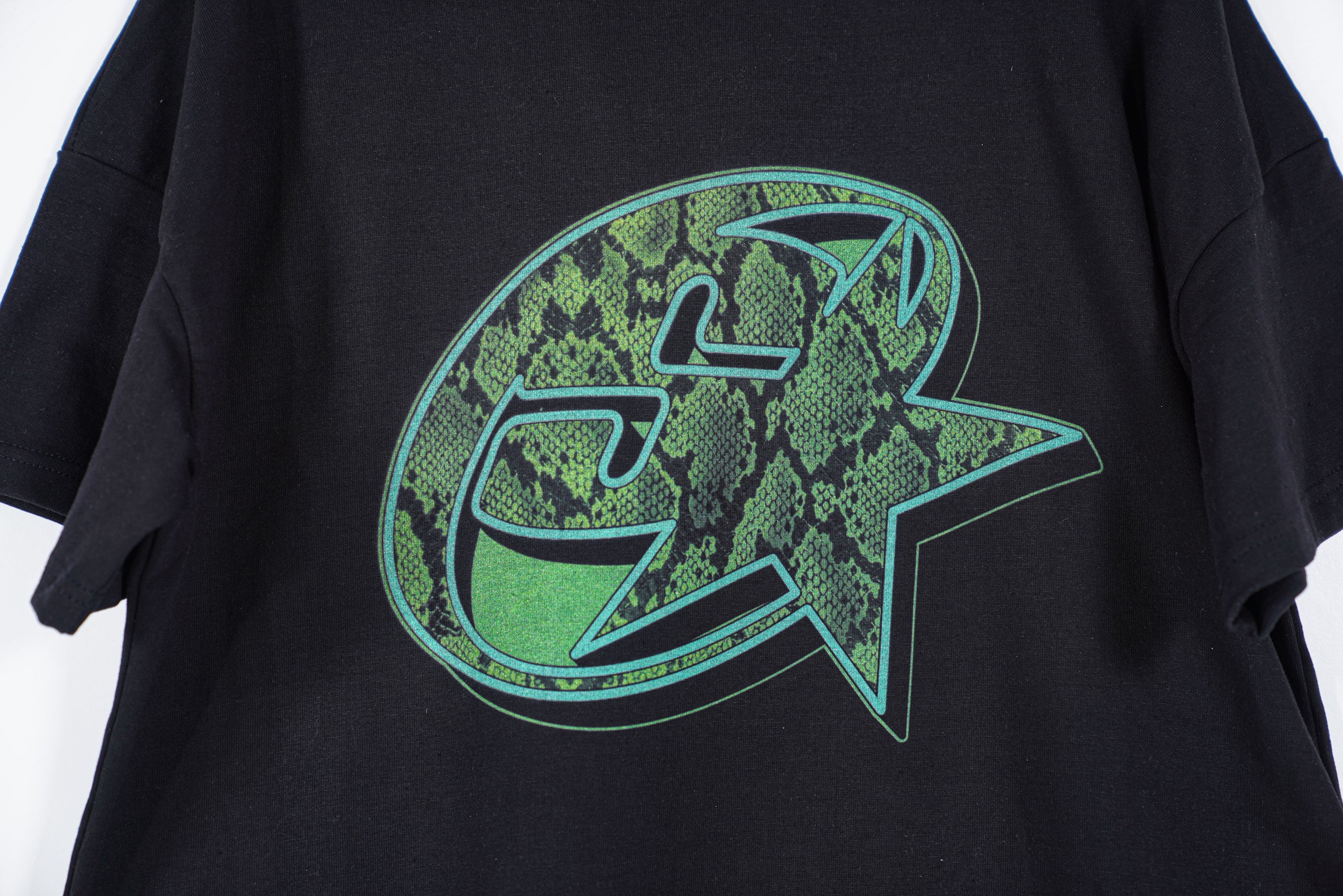 SIA "REPTILE" T-SHIRT