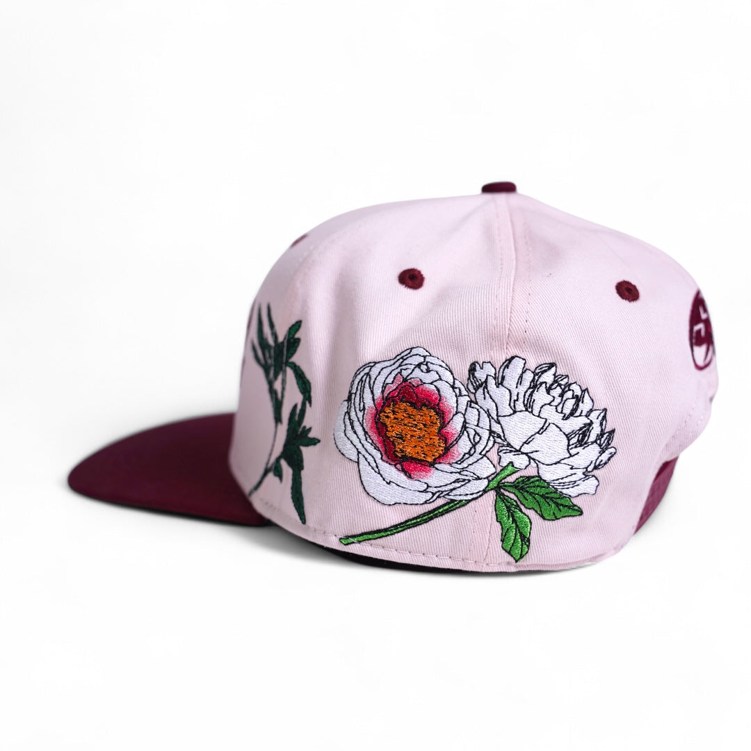 SIA "PAEONIA" SNAPBACK HAT