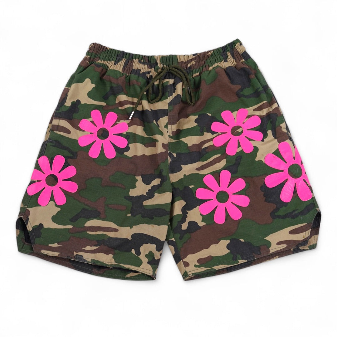 SIA "PINK FLOWER" CAMO SHORTS