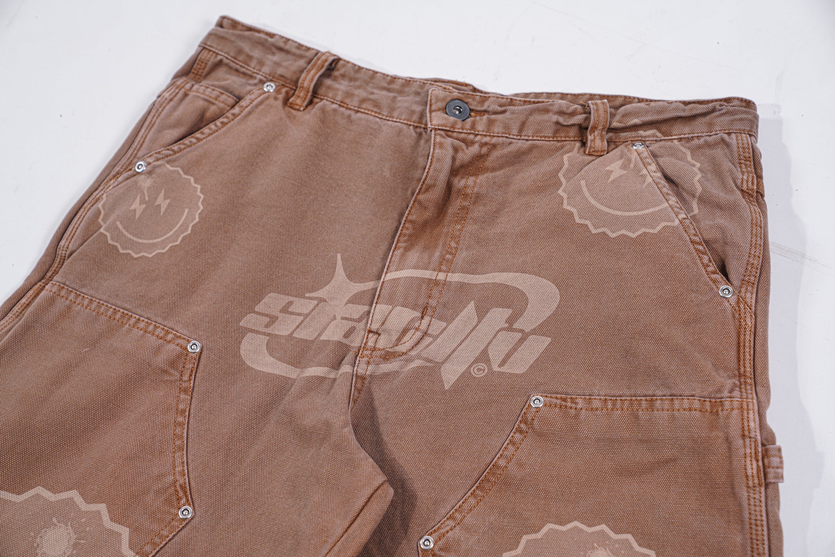 SIA LABS CUSTOM MADE “TAN” Y2K AMH CARPENTER SHORTS