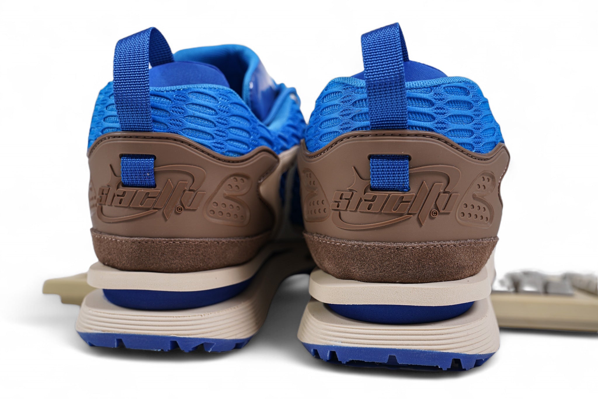 SIA "SIAPPLE" Y2K RUNNER