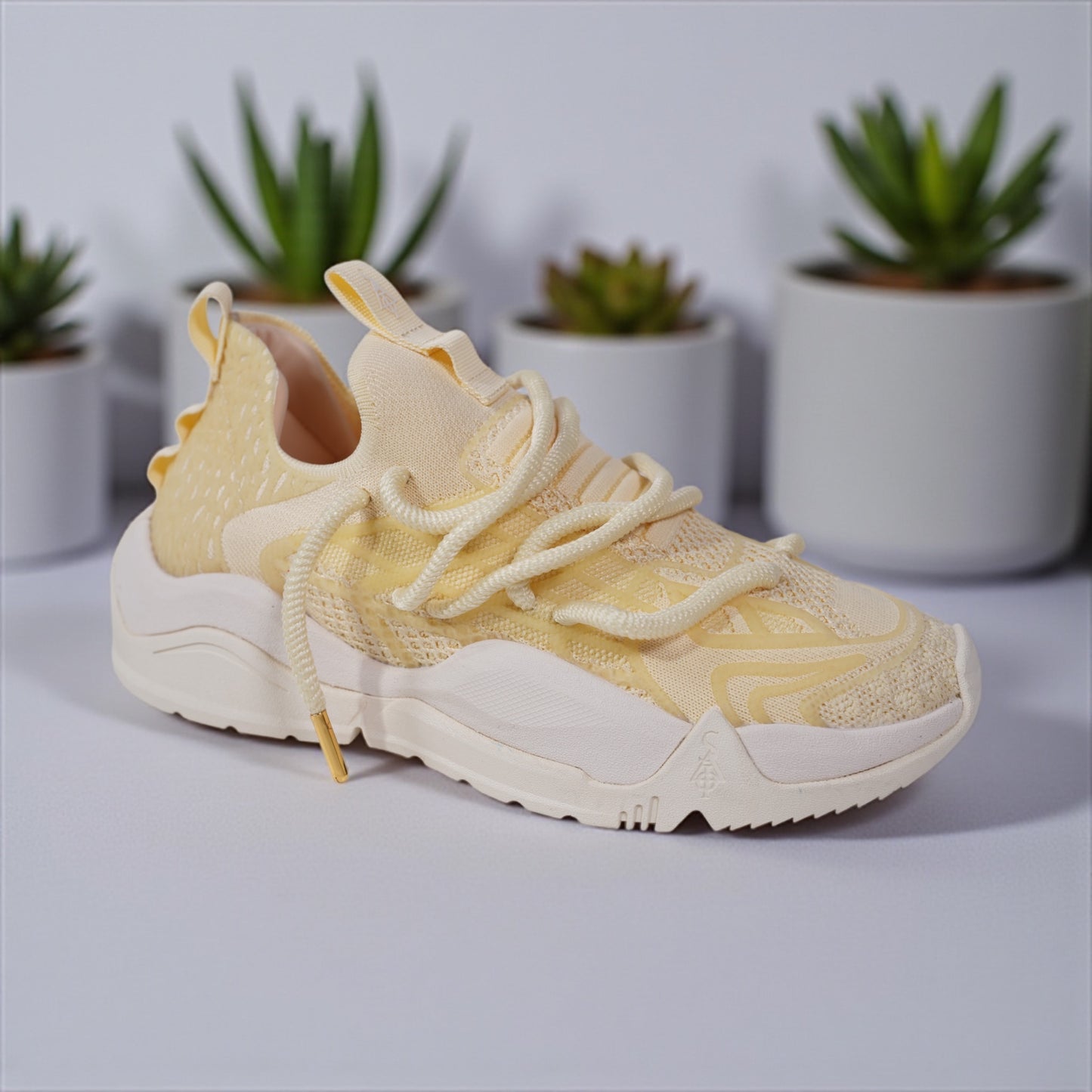 CV 0.02 V3 (CREAM GLOW) (BACK2SCHOOL)