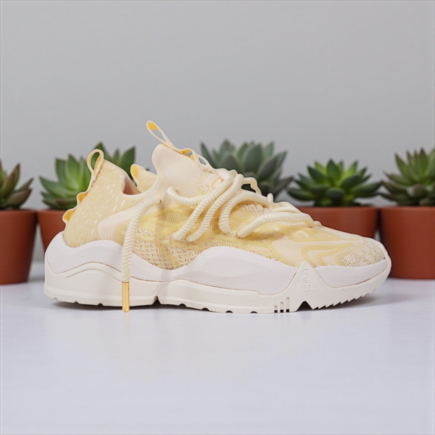 CV 0.02 V3 (CREAM GLOW) (BACK2SCHOOL)