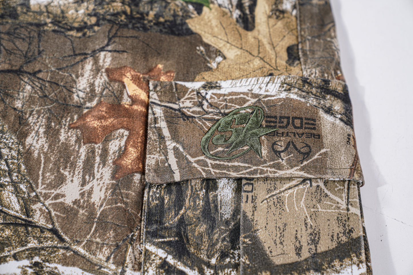 REALTREE EXTENDED CONVERTIBLE SHORTS (HARDWOOD)