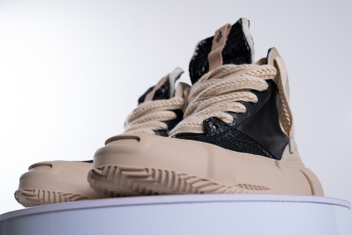 SUPASK8 HIGH (NOIR CREAM)