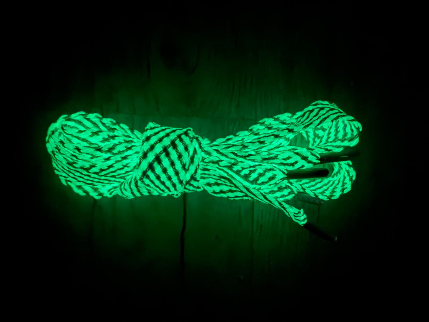 SUPER FAT LACES  (GREY REFLECTIVE GLOW)