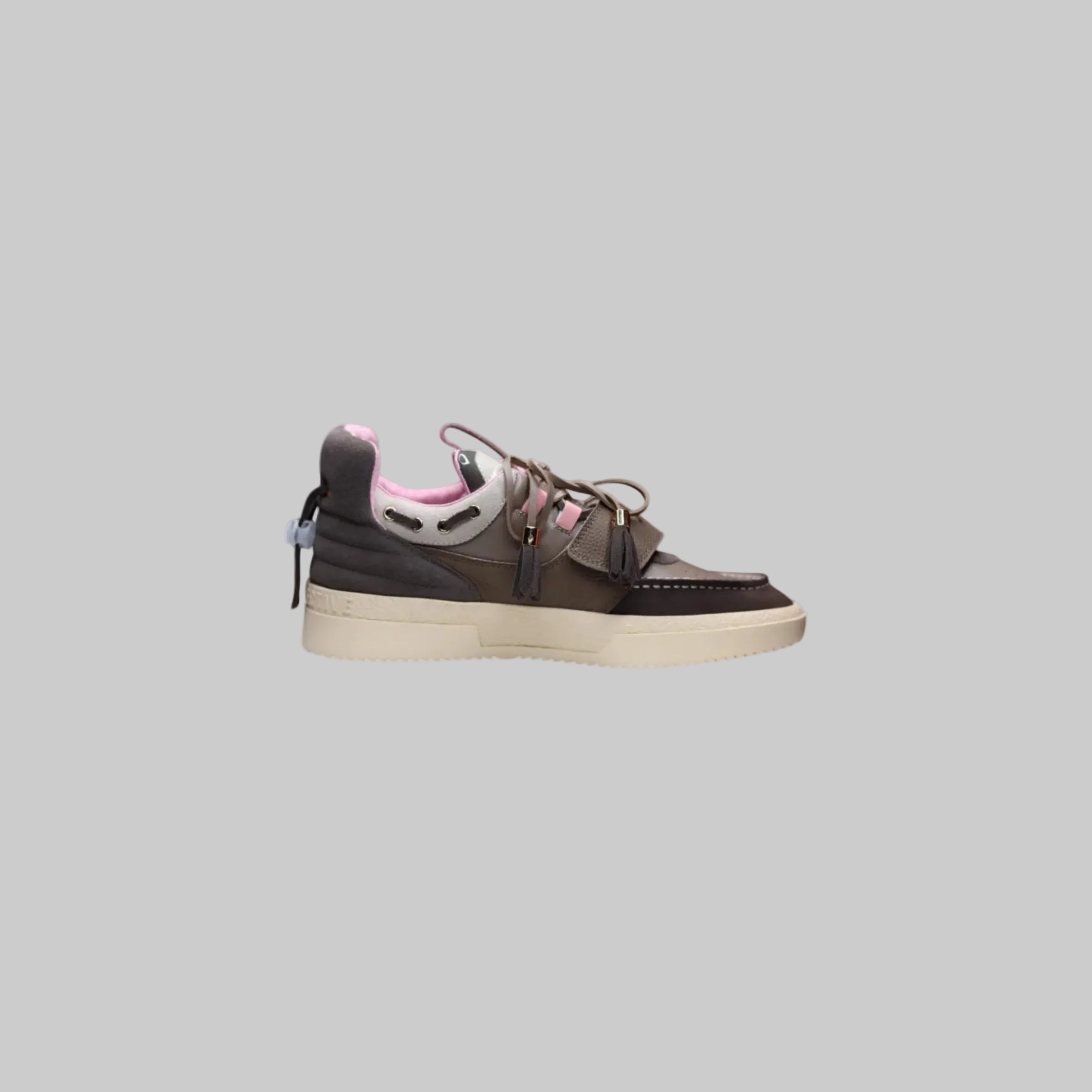 YACHT CLUB (NEAPOLITAN)