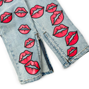 
                  
                    Load image into Gallery viewer, SIA &amp;quot;LOVER BOY&amp;quot; RED LIP JEANS
                  
                