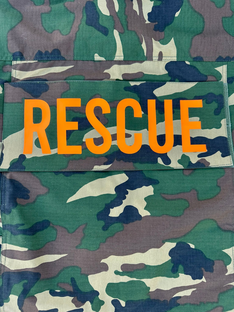 
                  
                    Load image into Gallery viewer, SIA CAMO &amp;quot;RESCUE&amp;quot; JACKET
                  
                