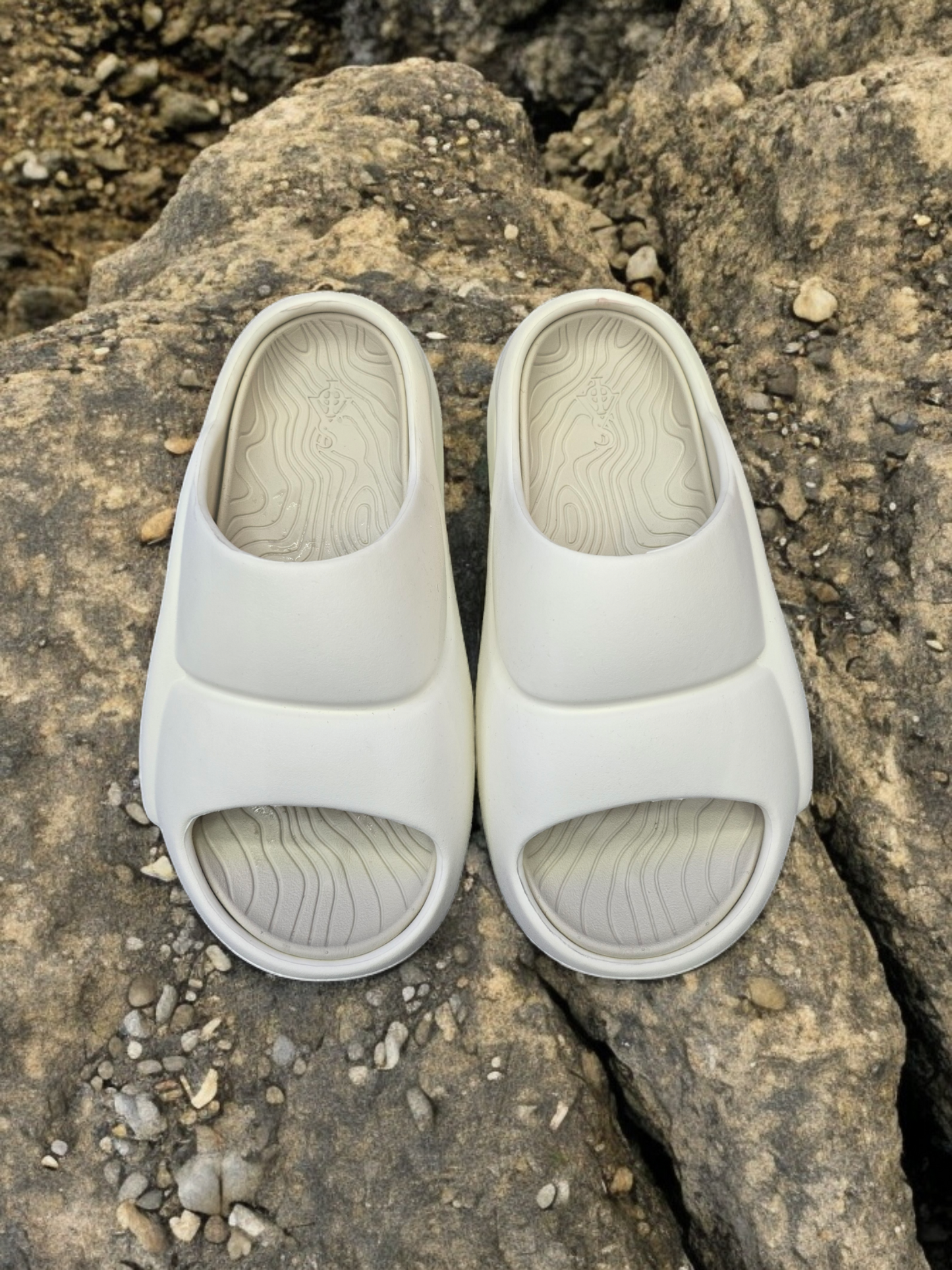 INFINITY SLIDE (CREAM)