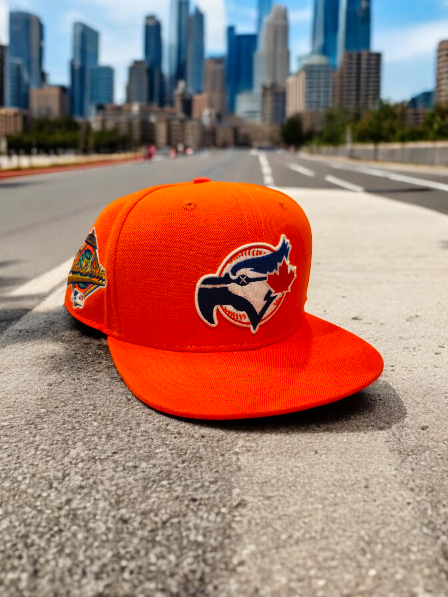 FW/24 SIA ORANGE "TORONTO" VULR HAT