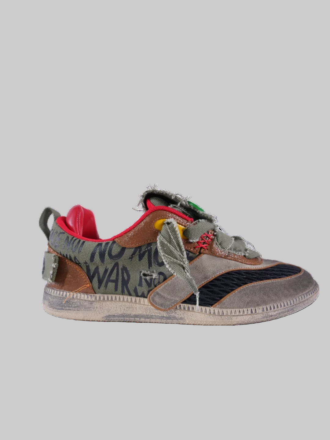 CALI4NIA (LOVE NOT WAR)