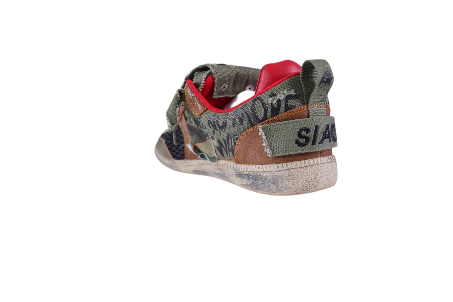 CALI4NIA (LOVE NOT WAR)
