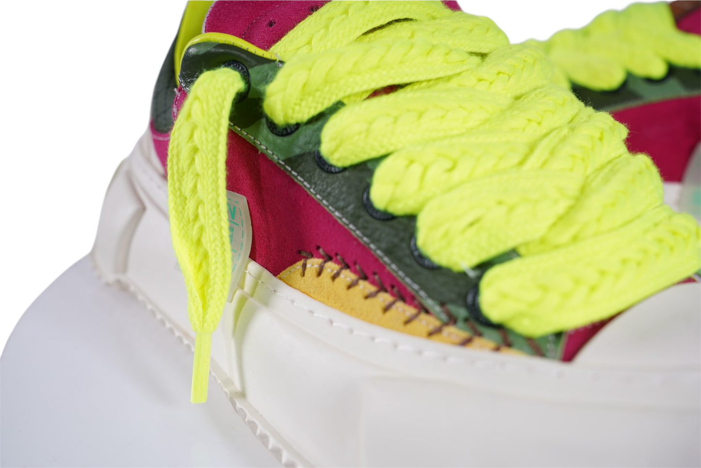 SUPASK8 (volt laces) (BACK2SCHOOL)