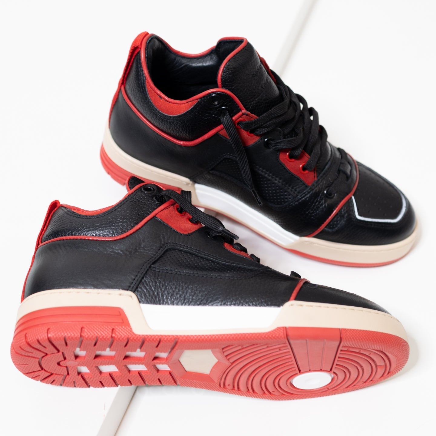 RETRO MID (Bred)