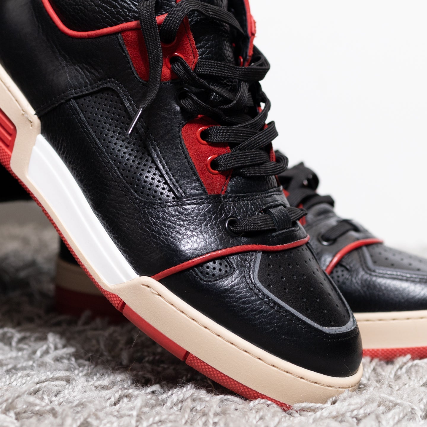 RETRO MID (Bred)