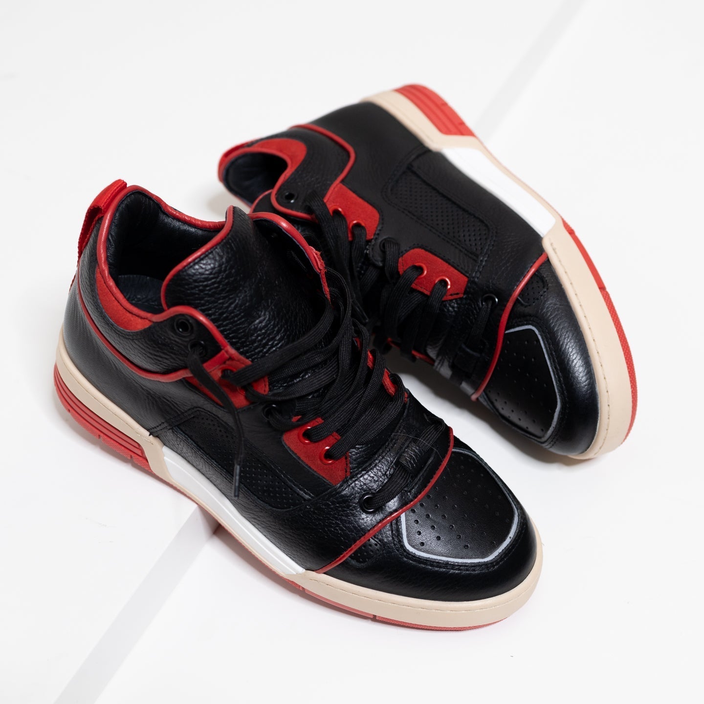 RETRO MID (Bred)