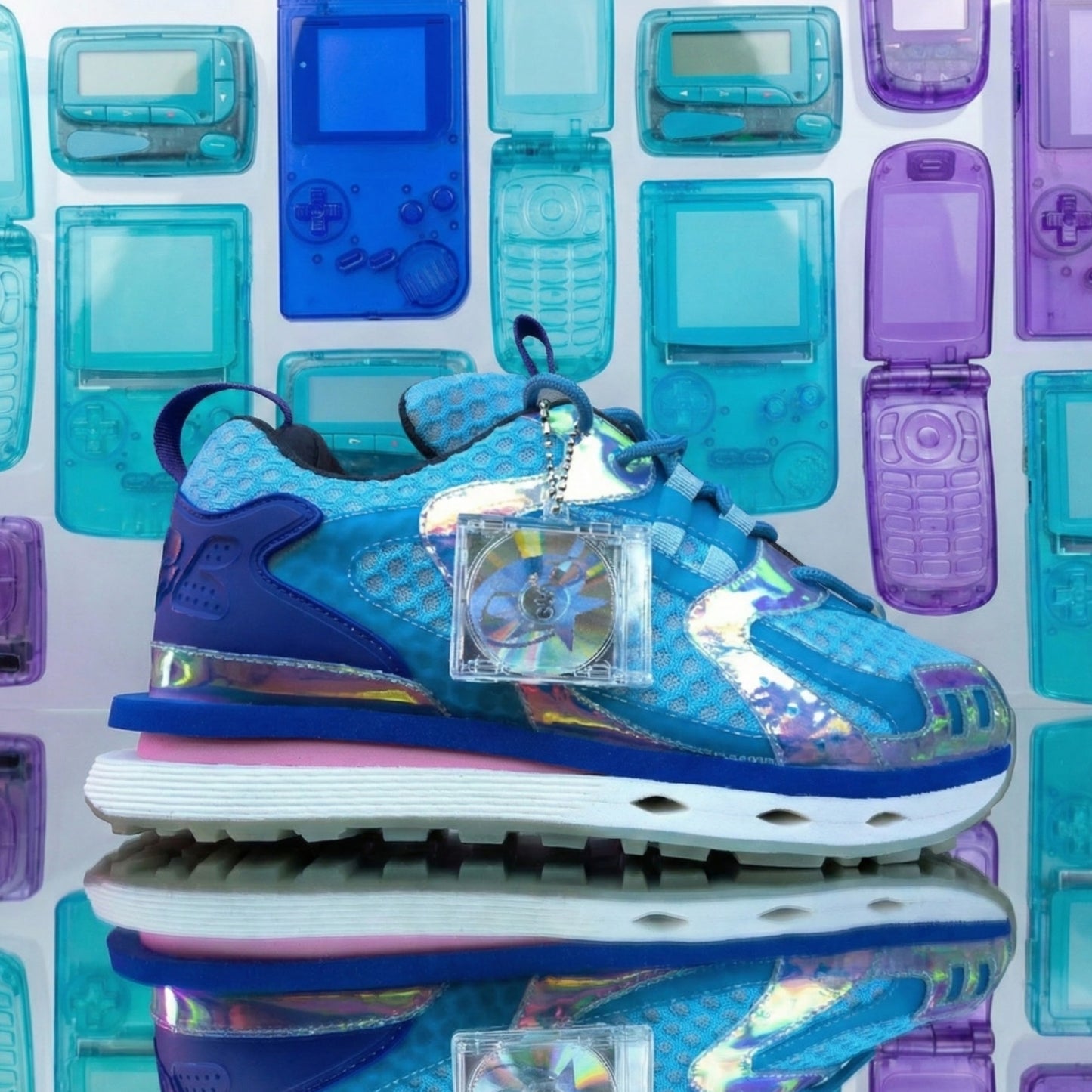 "LOUD&CLEAR" Y2K RUNNER