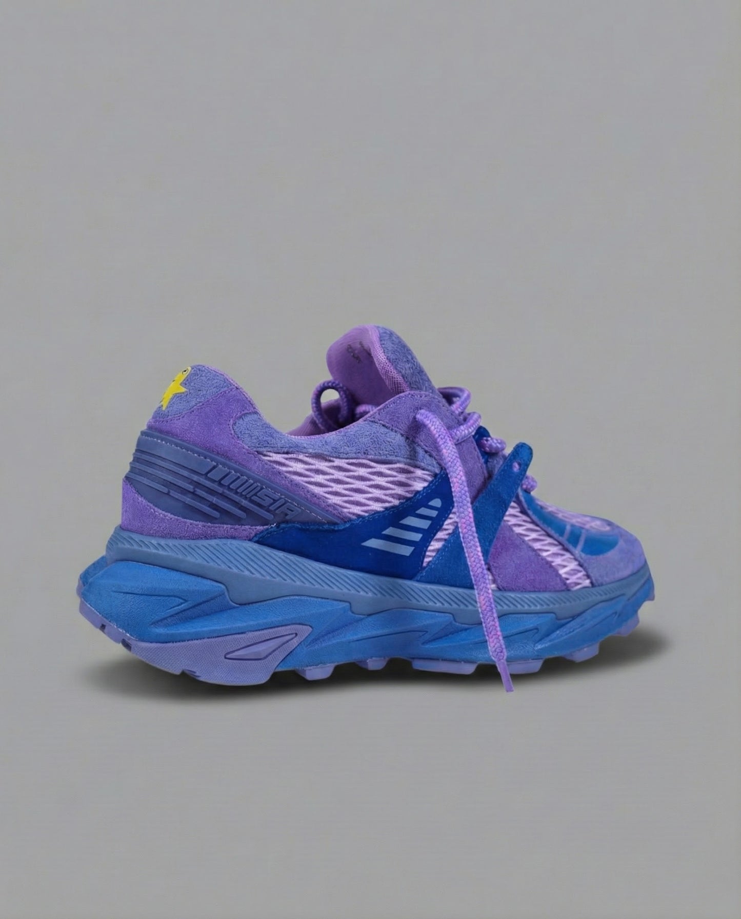 "AQUILEGIA CAERULEA" GENESIS MT SNEAKER