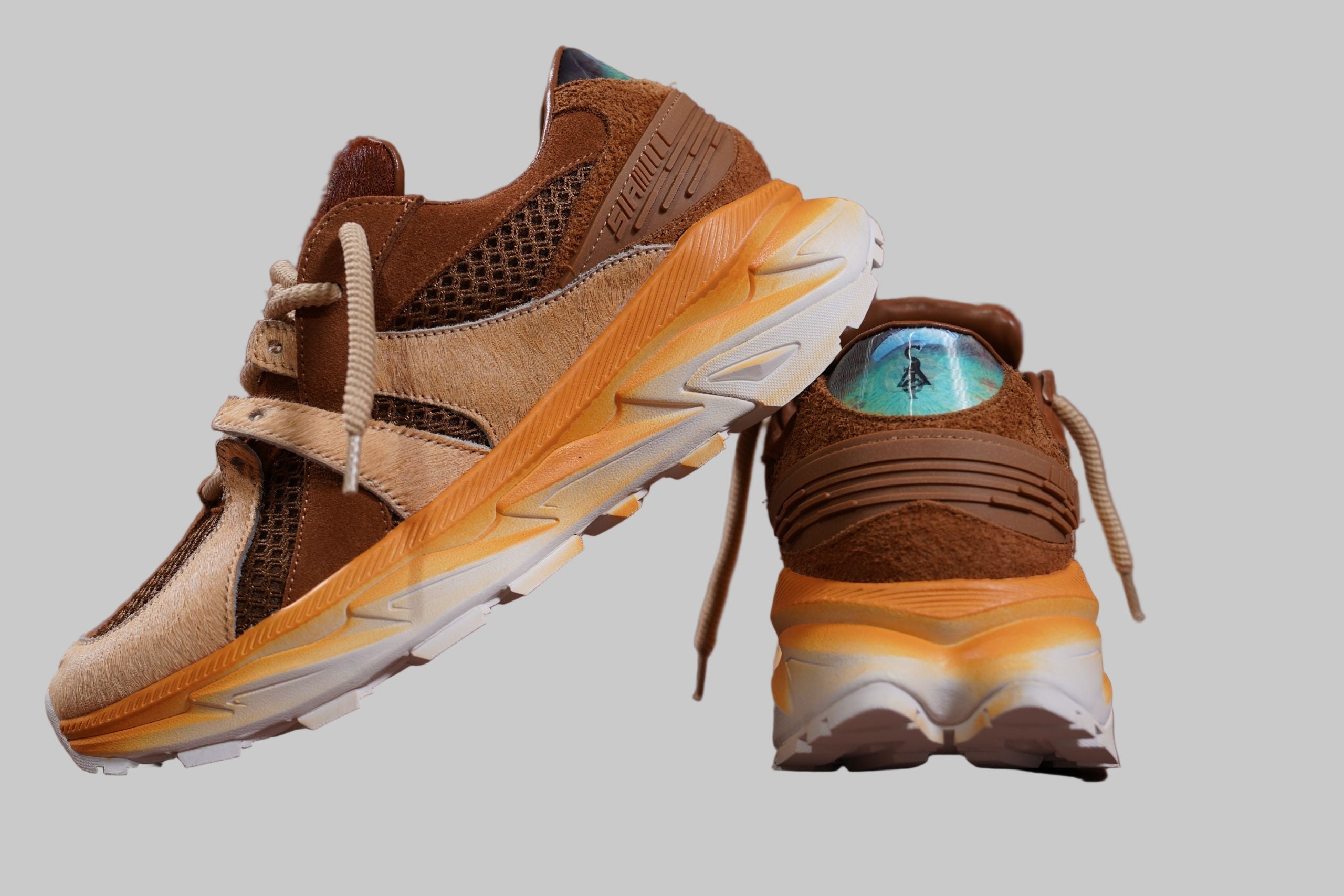 "MOUNTAIN LION" GENESIS MT SNEAKER