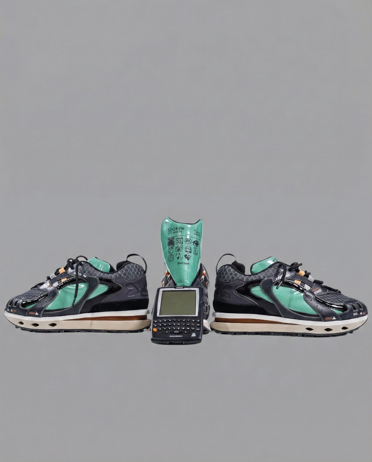 "SIABERRY" Y2K RUNNER