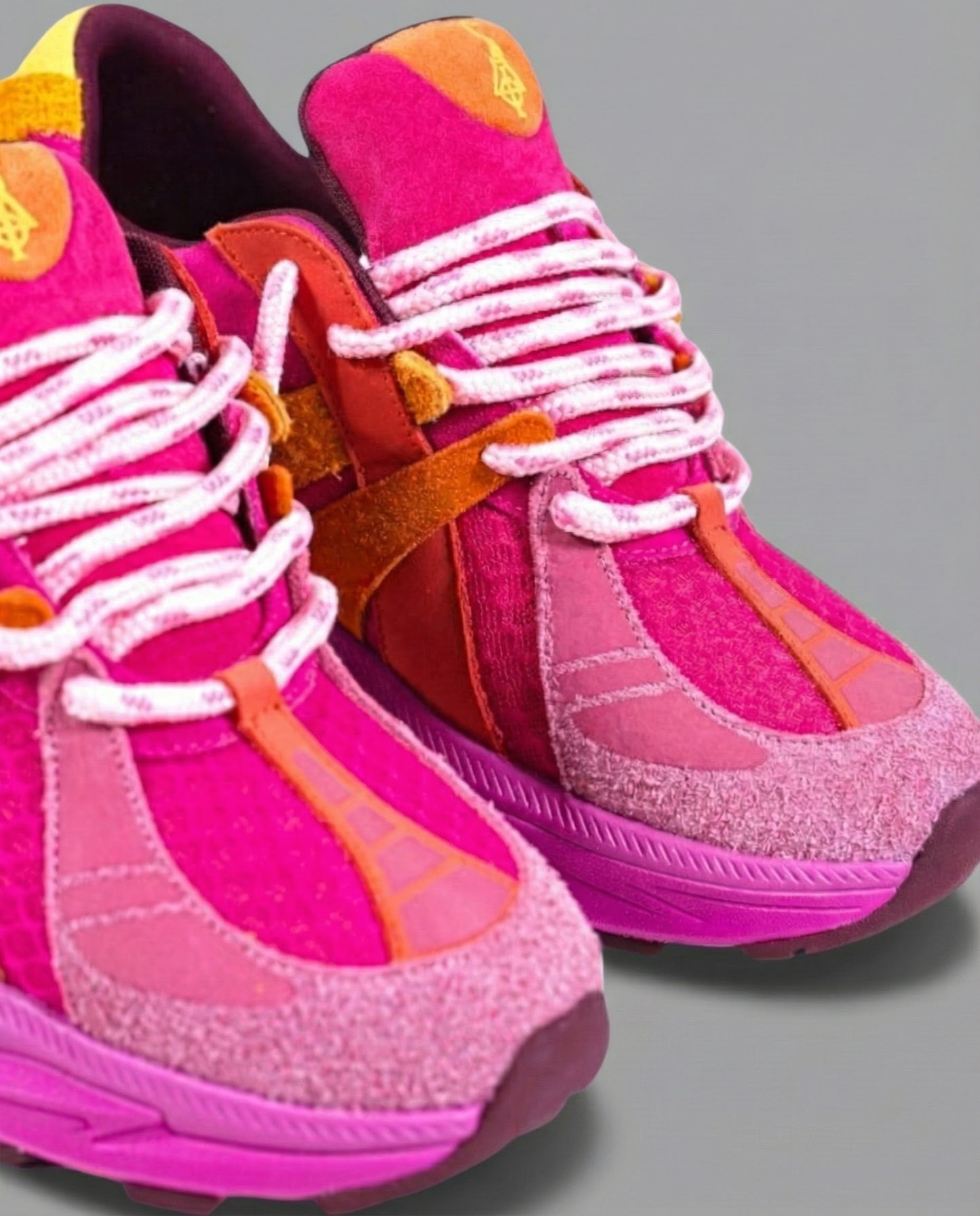 "GAILLARDIA" GENESIS MT SNEAKER