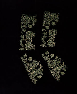 
                  
                    Load image into Gallery viewer, SIA &amp;quot;VULTURE BANDANA&amp;quot; BLUE/PINK GLOW SOCKS
                  
                