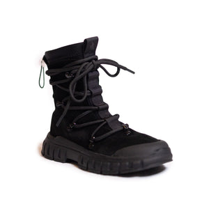 
                  
                    Load image into Gallery viewer, SIA KIDS &amp;quot;BLACK&amp;quot; TAHOE BOOTS
                  
                
