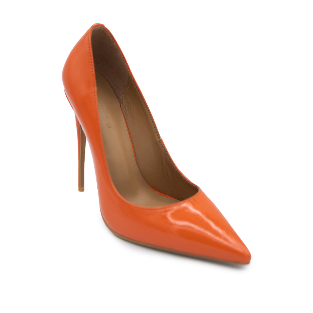 
                  
                    Load image into Gallery viewer, SIA HER HEIGHTS SIGNATURE PUMP &amp;quot;ORANGE&amp;quot;
                  
                